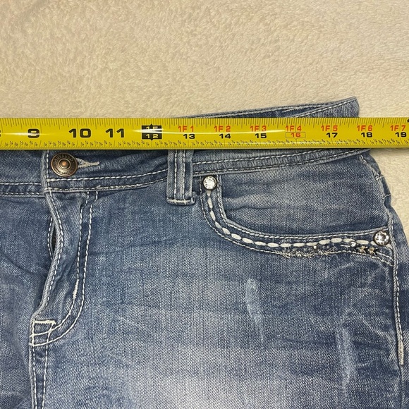 Shyanne blue denim shorts Size 33 - Picture 3 of 9